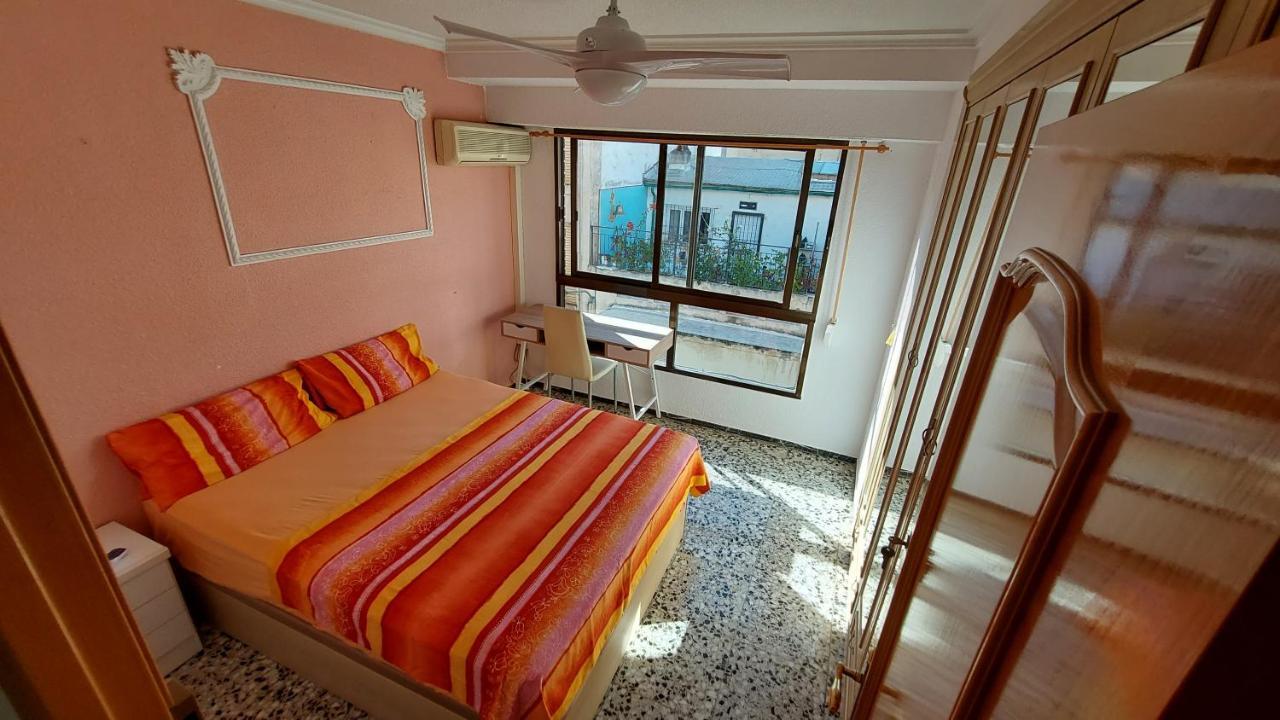 Central Accommodation Αλικάντε Εξωτερικό φωτογραφία